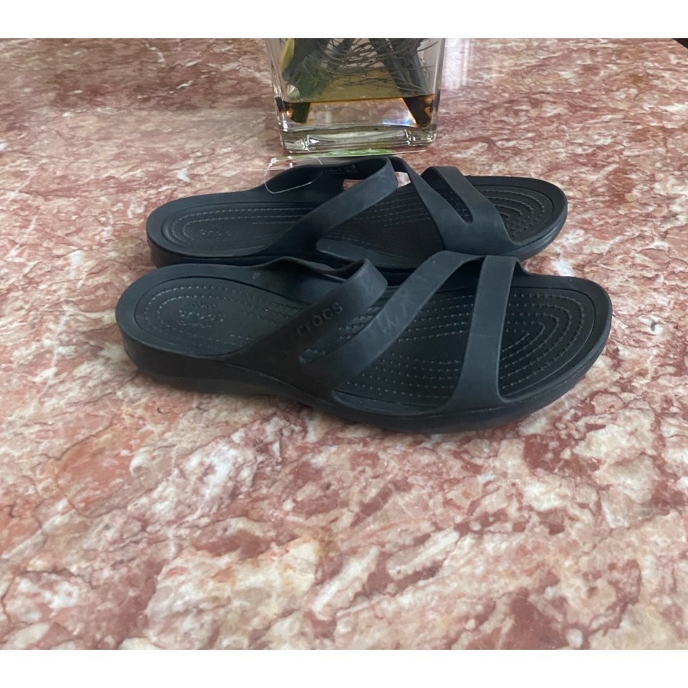 NWT Crocs Swiftwater Women's Black Slip-On Comfort Slide Sandals Size 7 - Picture 6 of 9